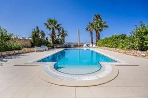 Ocean View House Getaway - Santu Pietru