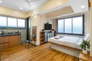 Imperial Premium Studios Khar W