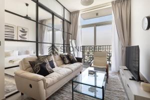 Bright 1BR at Collective Tower 1 Near Hills Mall