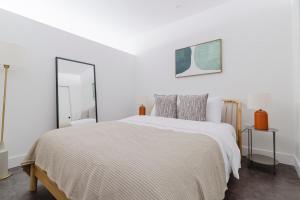 Blueground First Hill gym wd nr stadiums SEA-796