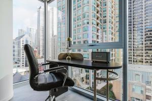 Blueground River North 2bd apartment CHI-1114