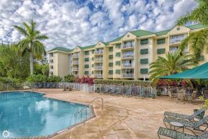 Rum Cay Sunrise Suites