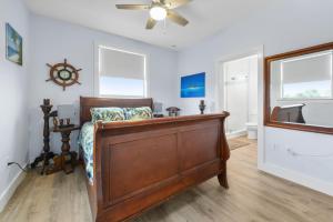 Tiki Beach - Big Pine Key