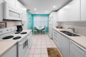 Ocean Vista 403E La Brisa