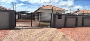 Leratos Guesthouse 840