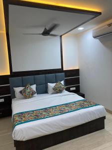 Taj Comfort Inn