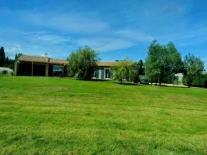 Villa provençale en campagne - Maillane