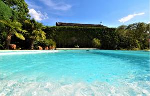 Maisons de vacances Stunning Home In St Privat Des Vieux : photos des chambres