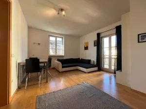 Saint Martin Guest House - كورنايانو