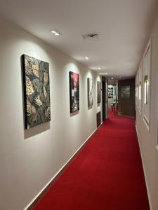 Red Carpet Hotel & Suites