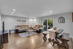 EXPO HOME just minutes from downtown Tulsa - Брокен-Арроу