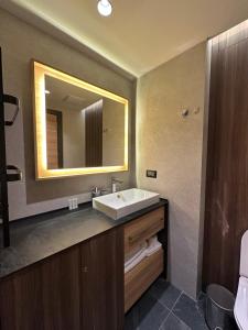 Woodside Kopaonik 212