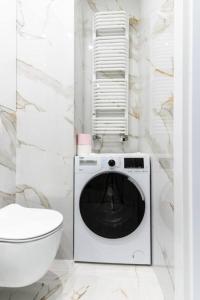 Golden Apartments- Mennica Residence, 1-Bedroom in City Center #18