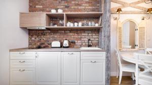 CITYSTAY Rustic Old Town Apartment