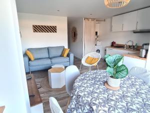 Joli T2 climatisé bord de mer tout équipé