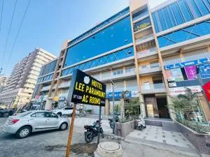 Hotel Lee Paramount - Gandhinagar