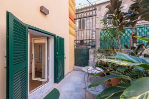 Central Flat In Genova - Happy Rentals