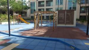 Tranquil 1BR in Burj Views Tower B, Downtown by Deluxe Holiday Homes