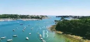 Au coeur de la station balnéaire Au pied du port Bel Appartement contemporain Tout Équipé Lumineux et Calme Excellent emplacement - 圣马润