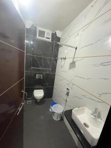 Yashomati Hotel