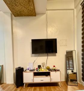 Tropical Palms Villa and Beachfront Resort