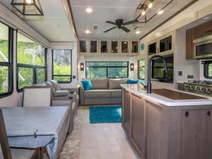 Tickeydoo, Tor Down Quarry