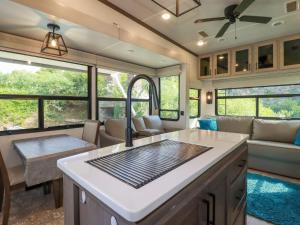 Tickeydoo, Tor Down Quarry