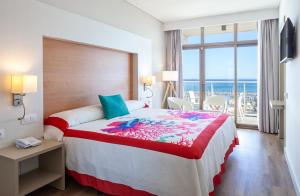 Double Room with Sea View room in Hotel Alay - Adults Only