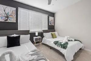 Chic 1BR Scottsdale, Pet-friendly, Sunrise Peak - Taliesin West