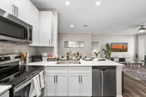 Cozy 2BR - Scottsdale, Pet-friendly, Sunrise Peak