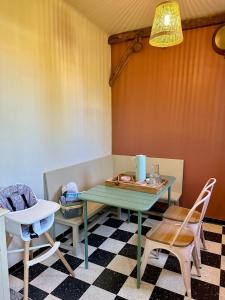 Maisons de vacances Charmante maison provencale : photos des chambres