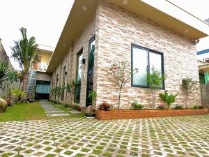 Flora front beach villa 2