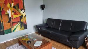 Design Apartment, Klimaanlage, eigener Parkplatz, NETFLIX, DominosPizza, Wallbox