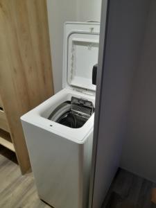 Appartements Mobil Home Moderne de 40m2 TOUT CONFORT Camping SIBLU Les CHARMETTES La Palmyre Les Mathes : photos des chambres