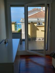 Attic+views+terrace+parking