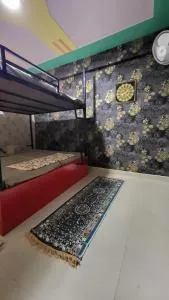 Pralaksha home stays & Dormatry - Ayodhya