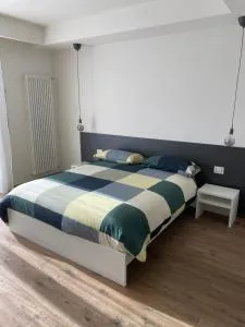 La Rosa nel Paese - Parenti