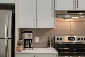 Free Underground Parking, Pet Friendly Apartment