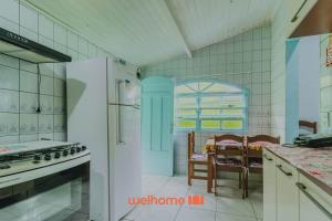 Casa em Ubatuba com piscina a 10 min da praia