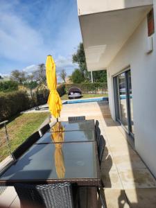 Casa Rogel by Armação de Pêra with Heated Pool and Games Room