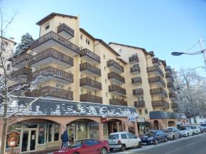 Studio Centre avec Parking et Wifi à Brides-les-Bains - FR-1-512-237