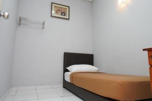 Hotel Sixty Nine
