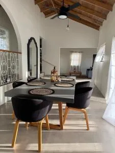 Villa La Mer Ocean View Marisule Ridge - Choc