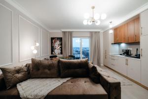 The Monarch Residential 10