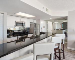 The Andros - Sunrise Suites