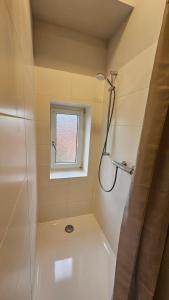 3 Zimmer Balkon top möbliertes Apartment