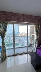 A Comfy And Artsy Apartment - 贝克西