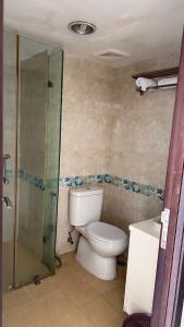 A Comfy And Artsy Apartment