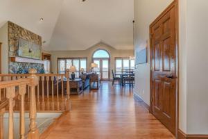 Starry Nights - Unforgettable Views Steamy Hot Tub Game Room More