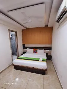 Hotel SHYAM - Manī Mājra